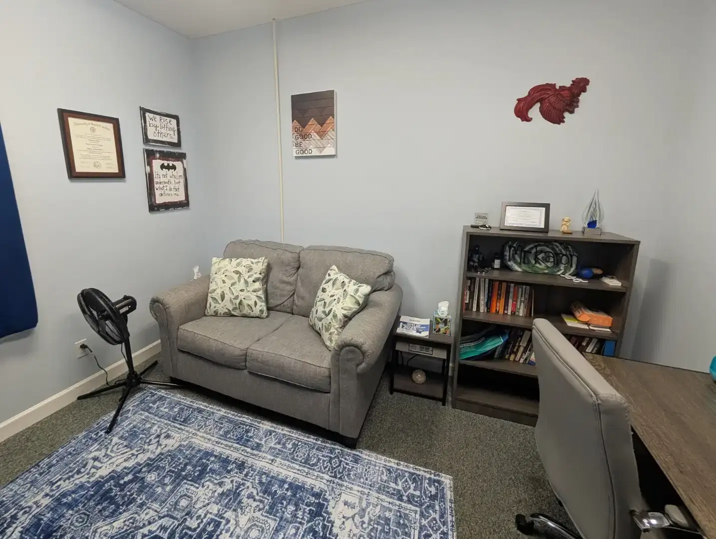 Comfortable therapy area